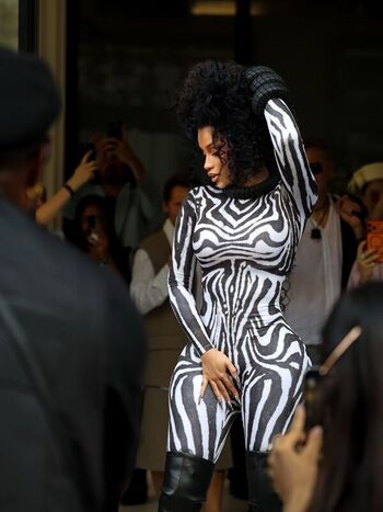 Full leaked Cardi b  page private photo