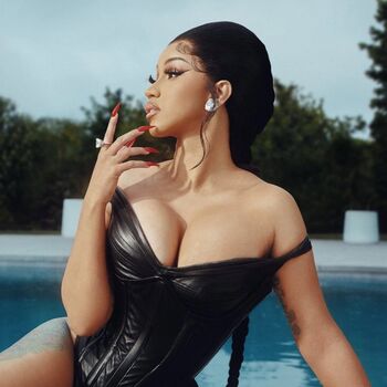 Full leaked Cardi b  page private photo