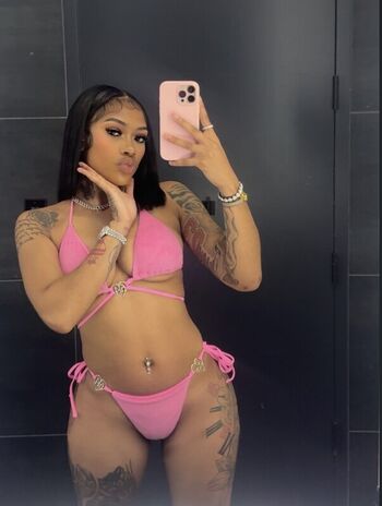 Full leaked Carenavonchae page private photo