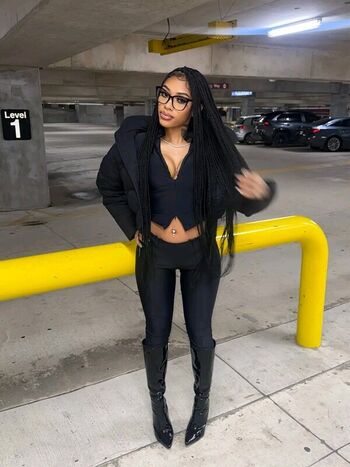Full leaked Carenavonchae page private photo