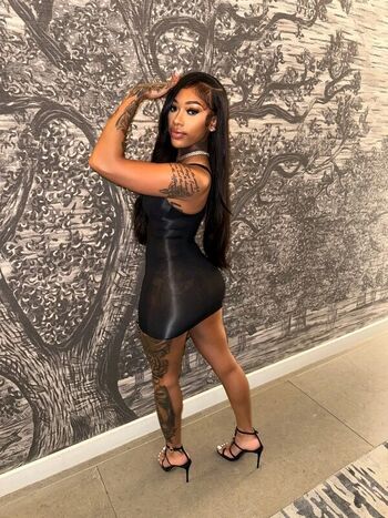 Full leaked Carenavonchae private photo