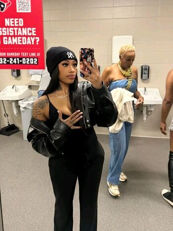 Full leaked Carenavonchae private photo