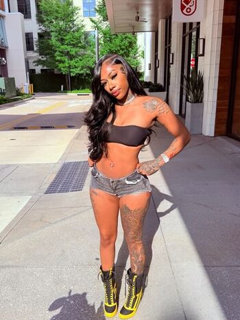 Full leaked Carenavonchae private photo