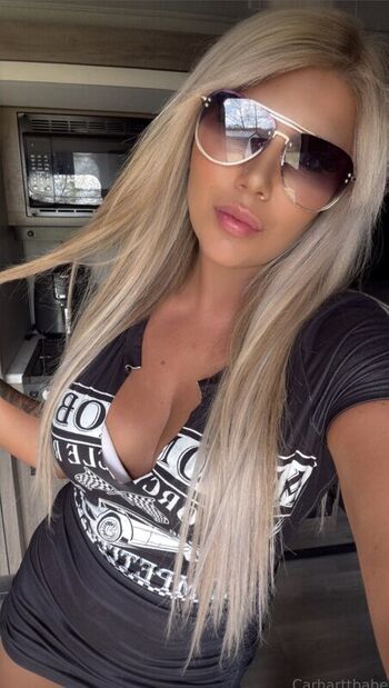 carharttbabe