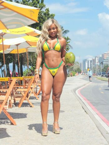 Full leaked Cariucha private photo