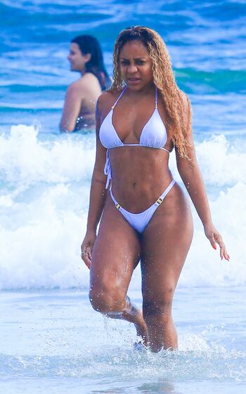 Full leaked Cariucha private photo
