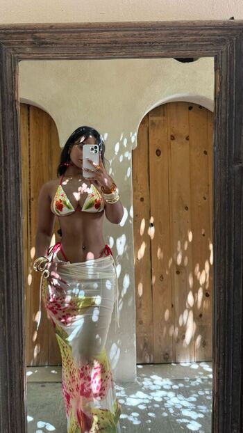 Full leaked Carla alison page private photo