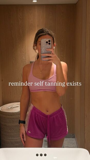 Full leaked Carla bezanson private photo