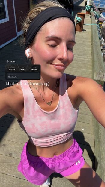 Full leaked Carla bezanson private photo