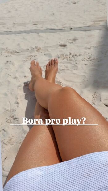 Full leaked Carla diaz private photo