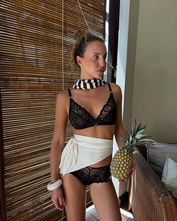 Full leaked Carla ginola private photo