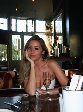 Full leaked Carly baker private photo