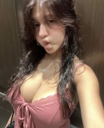 Full leaked Carly private photo