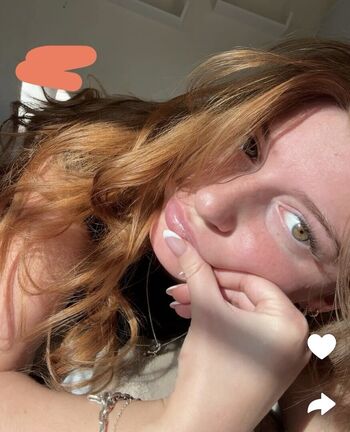 Full leaked Carmela private photo