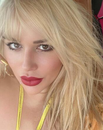 Full leaked Carmen de luz private photo