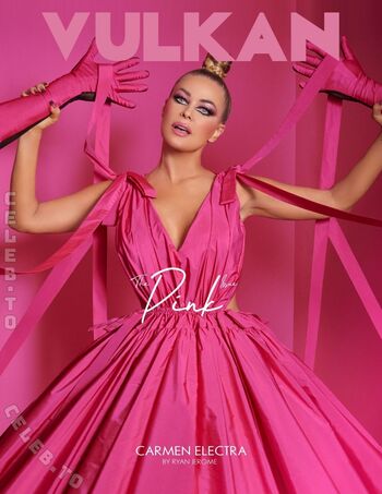 Full leaked Carmen electra private photo
