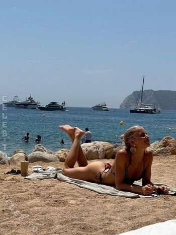 Full leaked Caro daur private photo