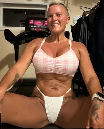 Full leaked Caroline oberg private photo