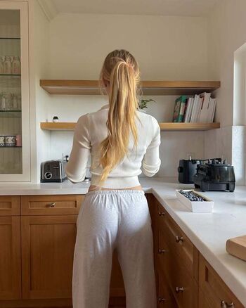 Full leaked Caroline zalog  page private photo