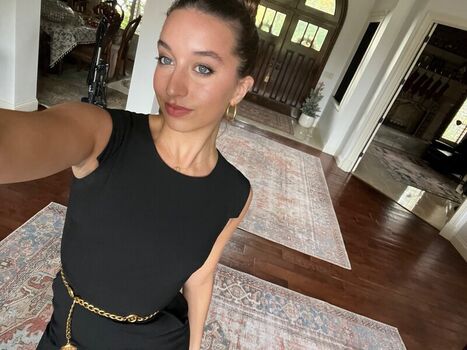 carolinefbyron