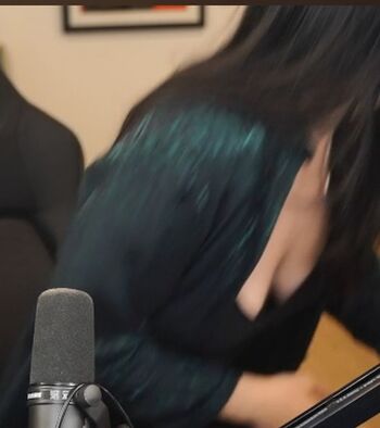 Full leaked Carolinekwan page private photo