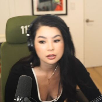Full leaked Carolinekwan private photo