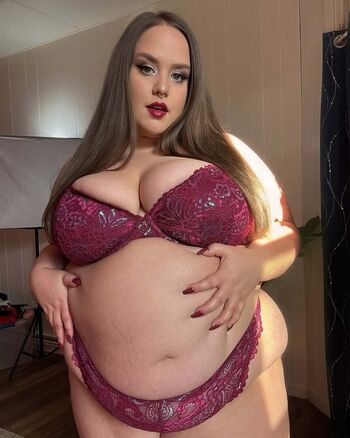 Full leaked Carolinequinn private photo