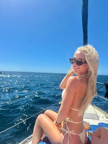 Full leaked Carrie anderson private photo