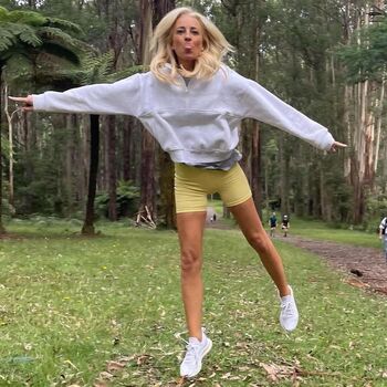 Full leaked Carrie bickmore private photo