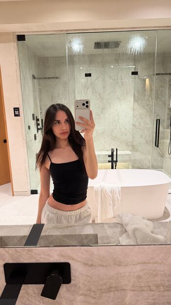 Full leaked Caryn marjorie  page private photo