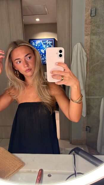 Full leaked Carys abbott private photo