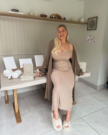 Full leaked Carys whittaker private photo