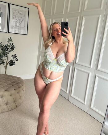 Full leaked Carys whittaker private photo