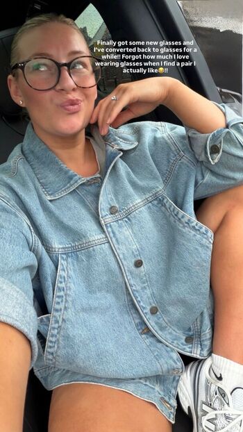 Full leaked Carys whittaker private photo