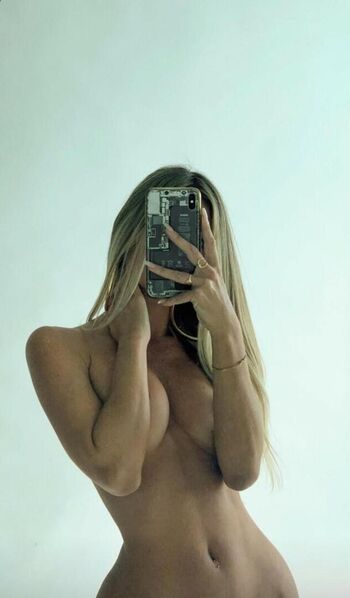 Full leaked Casi davi private photo