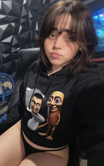 Full leaked Cass chan private photo