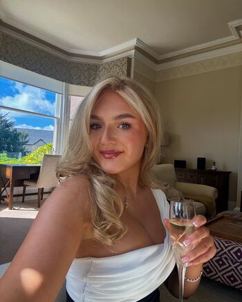 Full leaked Cassiedavidsonx page private photo