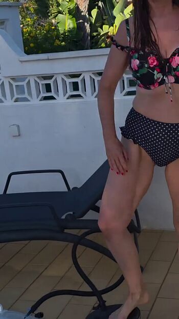 Full leaked Catherine huntley page private photo