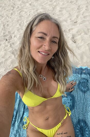 Full leaked Catherine lennard private photo