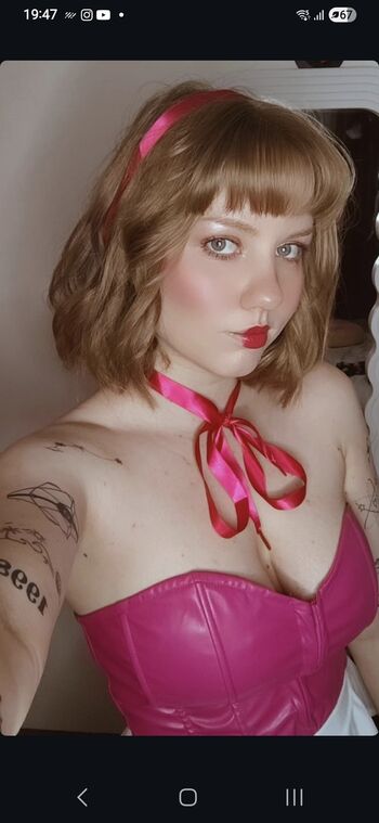 Full leaked Cathy gaming private photo
