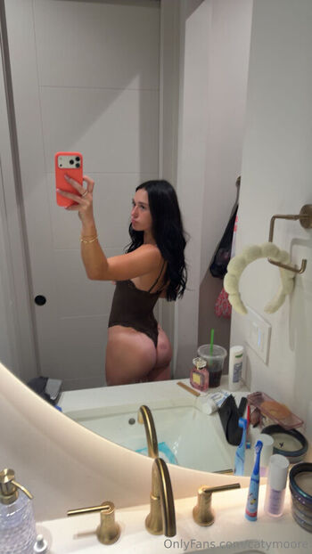 Full leaked Caty moore private photo