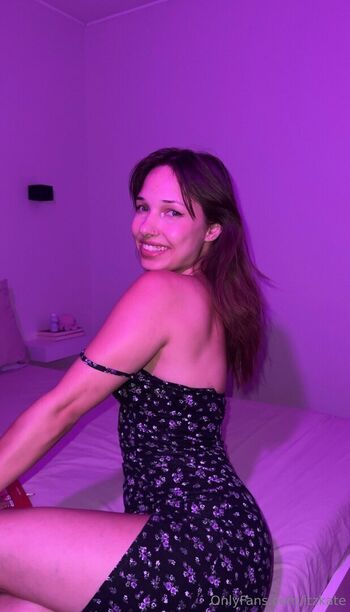 Full leaked Catyziinha page private photo