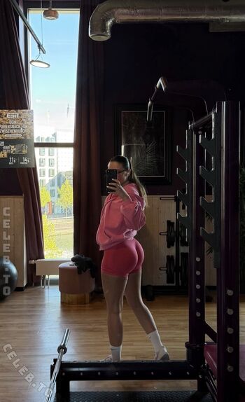 Full leaked Cayaangela private photo