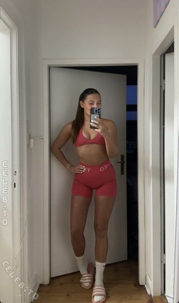 Full leaked Cayaangela private photo