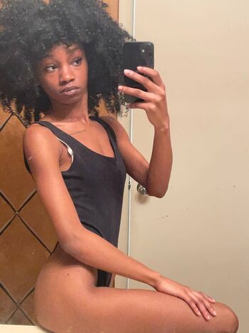 Full leaked Cecee private photo
