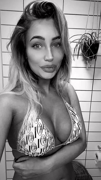 Full leaked Cecilie vork private photo