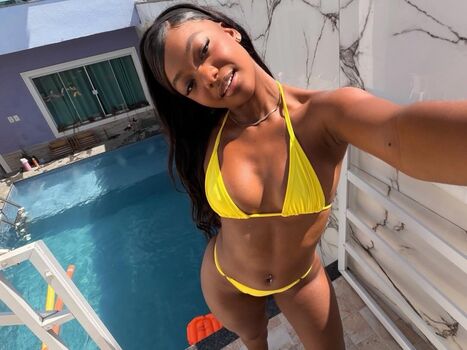 Full leaked Ceclia chancez private photo