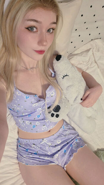 Full leaked Celebi cos page private photo