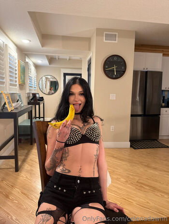 Full leaked Celenadawnn private photo