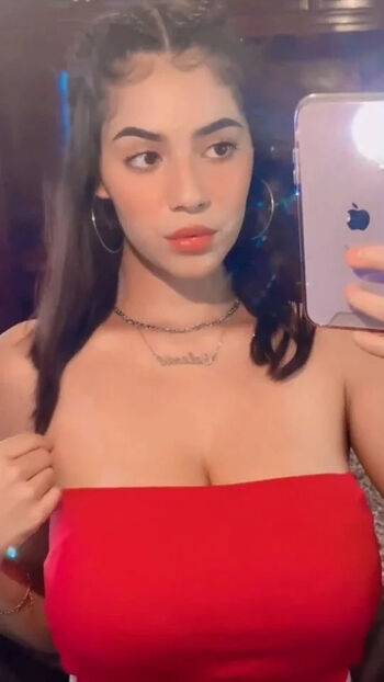 Full leaked Celesste private photo